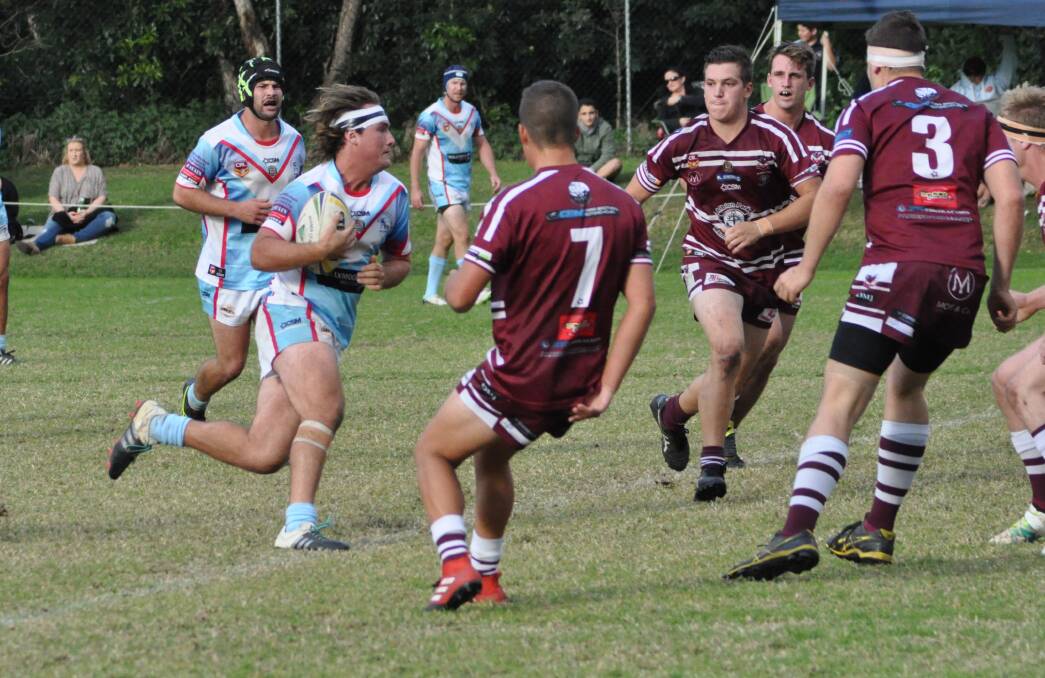 Where to now?: Bulldogs' Wade Walker runs at the defence in last weekend's loss to Albion Park Oak Flats. Photos: Courtney Ward