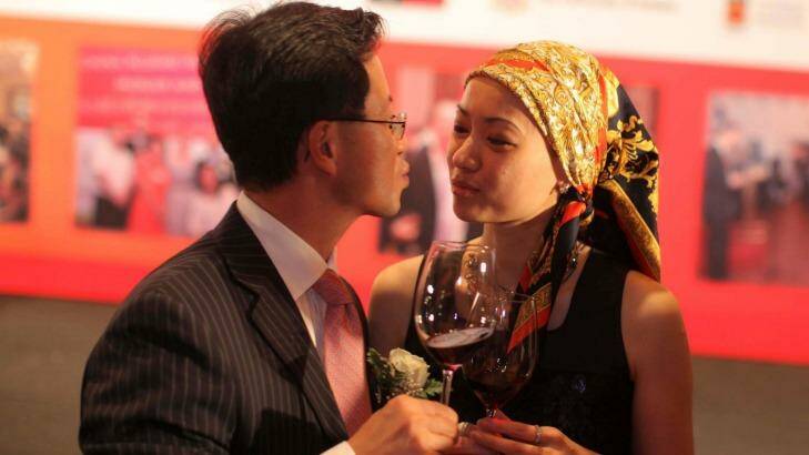 Matthew Ng and his wife Niki Chow at a function of the Australia China Alumni Assocaition in 2009.    Photo: Australia China Alumni Association
