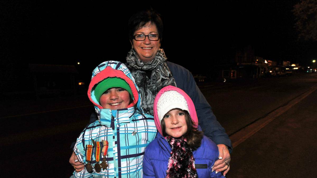 BALLARAT: Debbie Watts with Felicity Dean and Rhianna Watts at the Dawn Service. Photo: Jeremy Bannister, The Courier. 