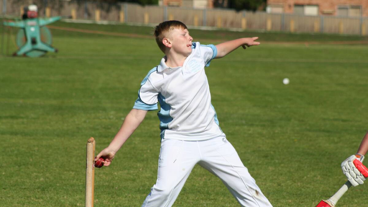 ULLADULLA: Jake Town bowls for the Sussex Inlet side during the weekend's junior 

cricket. 
