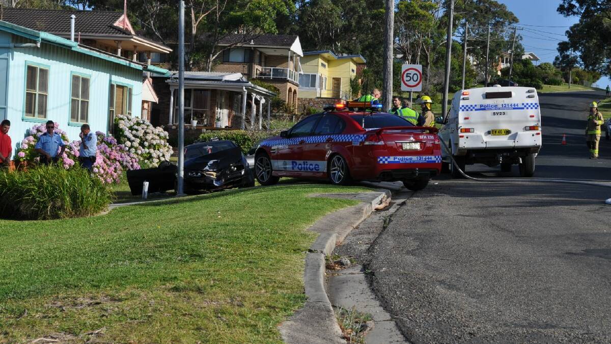 ULLADULLA: Donlan Road in Mollymook was closed   while a vehicle was searched after a 16-year-  old youth allegedly led police on a car chase   through residential streets last Friday. krpeterguilford: