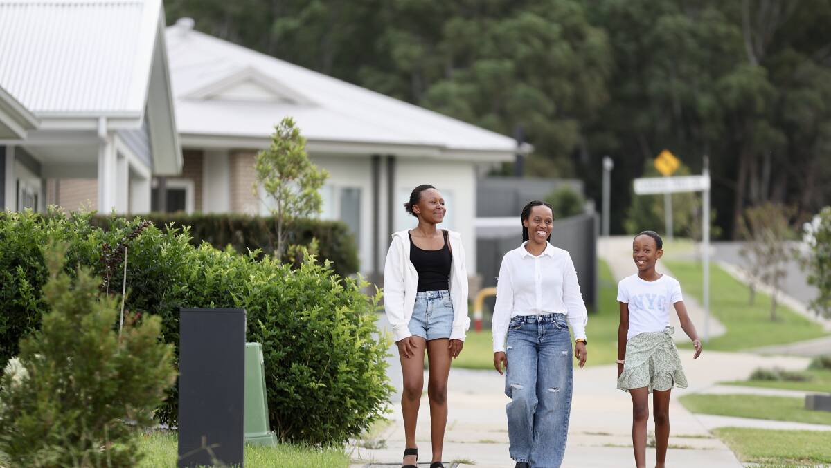 Leona, Janet and Shanae Ncube moved in to the Illawarra's fastest growing suburb, Calderwood, in 2022. Picture by Adam McLean