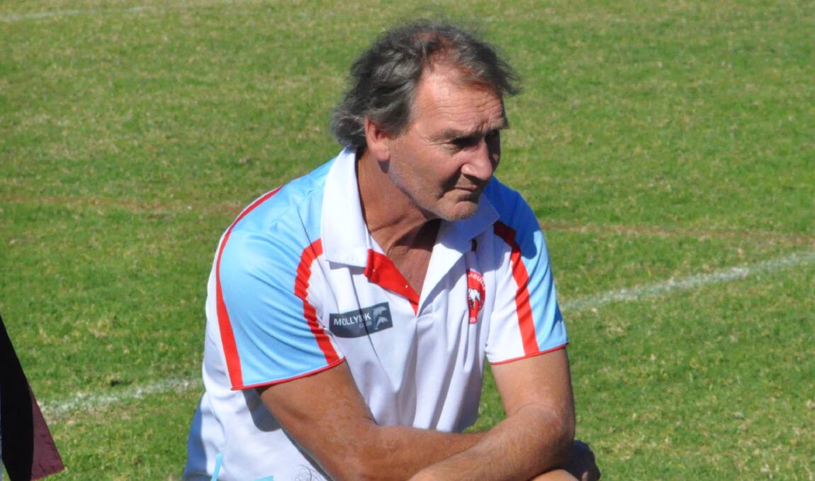David Hatch during his coaching tenure with the Milton-Ulladulla Bulldogs women's league tag side. Photo: COURTNEY WARD