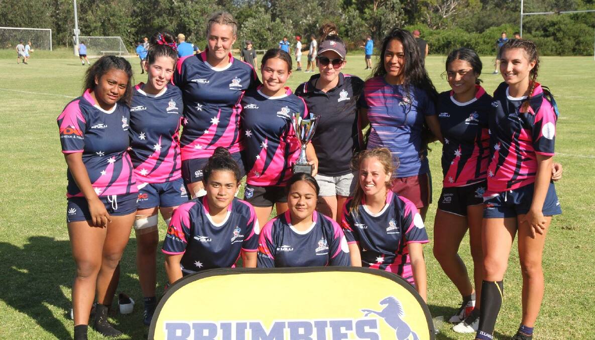 Lily Murdoch and her victorious under 17s Illawarra side. Photo: SOUTH COAST SEVENS