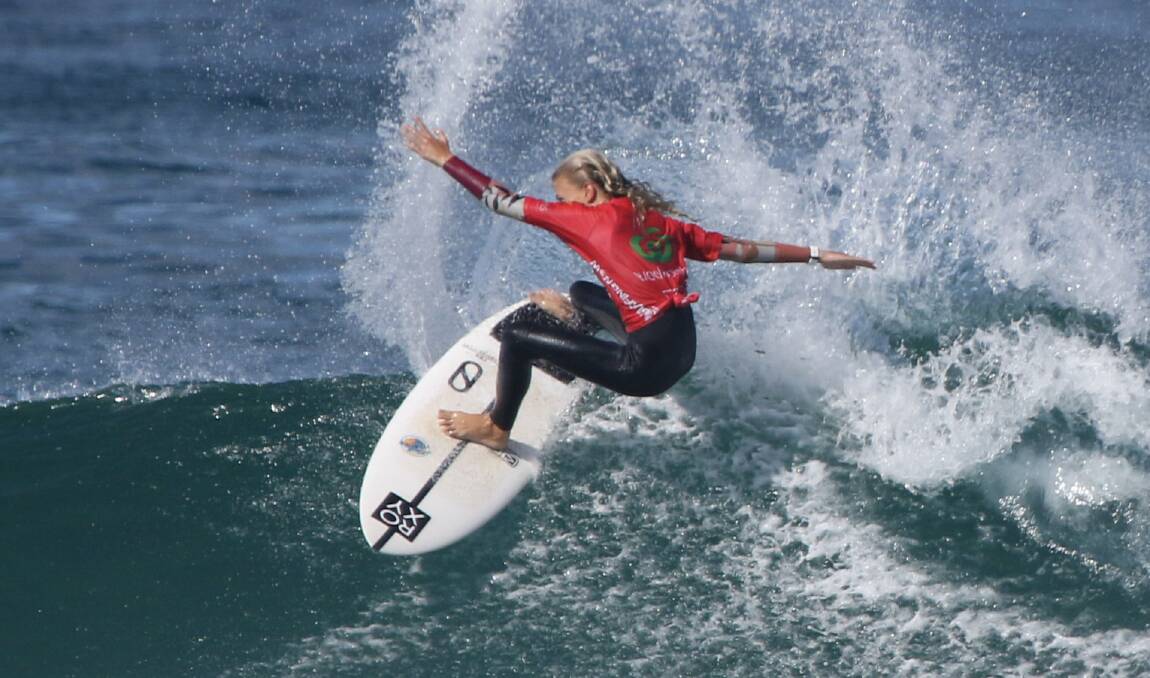 Ulladulla Boardriders' Keira Buckpitt has qualified to compete in the 2020 Australian Junior Online Surf Championships. Photo: Ethan Smith/Surfing NSW