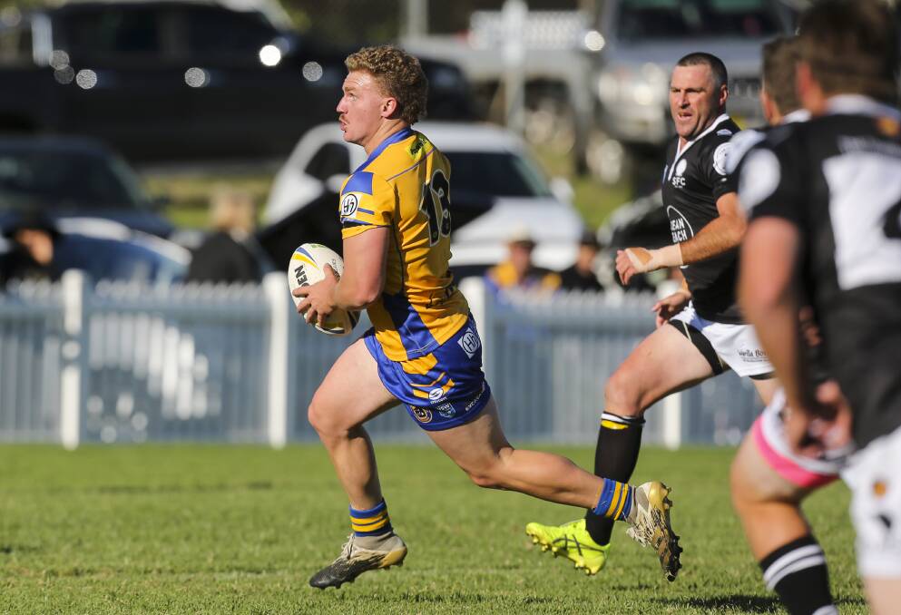 Warilla-Lake South's Connor Ruse-Kent makes a break against Shellharbour in round one. Photo: Anna Warr