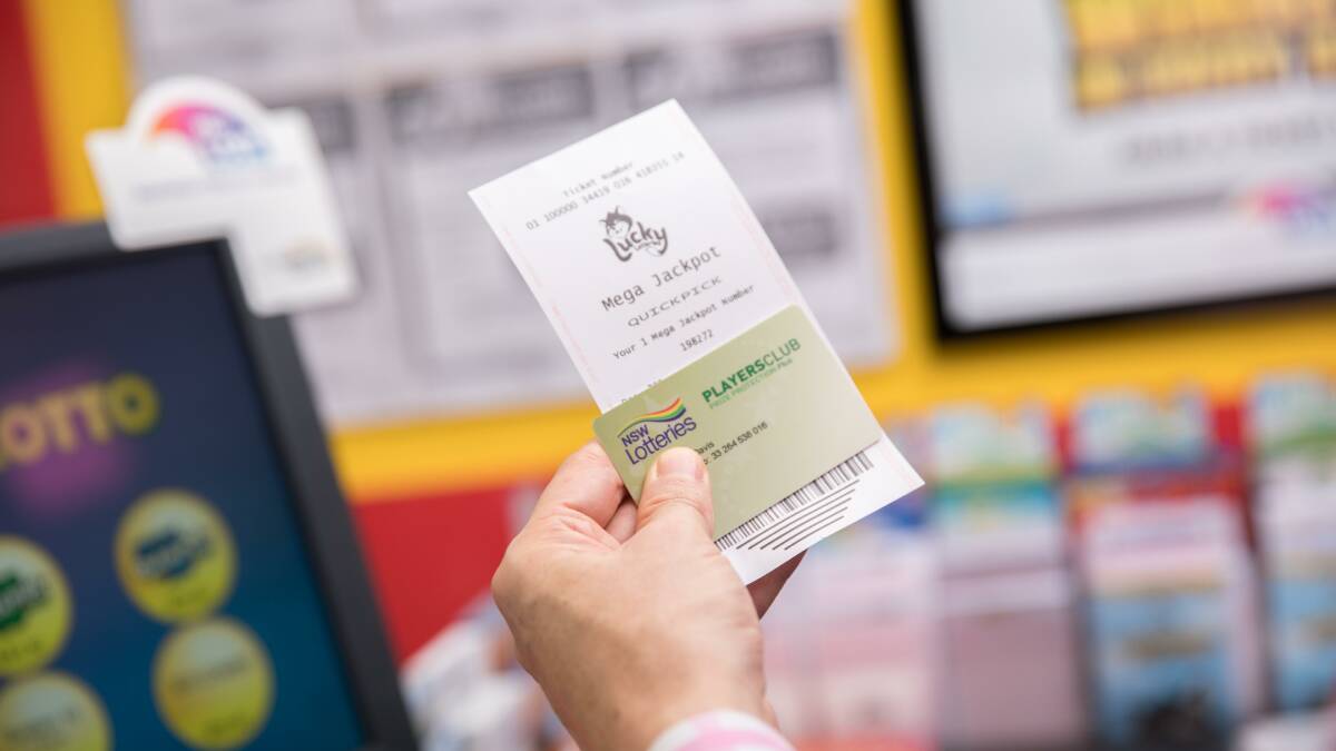 Travelling Shoalhaven man claims $200k lottery win