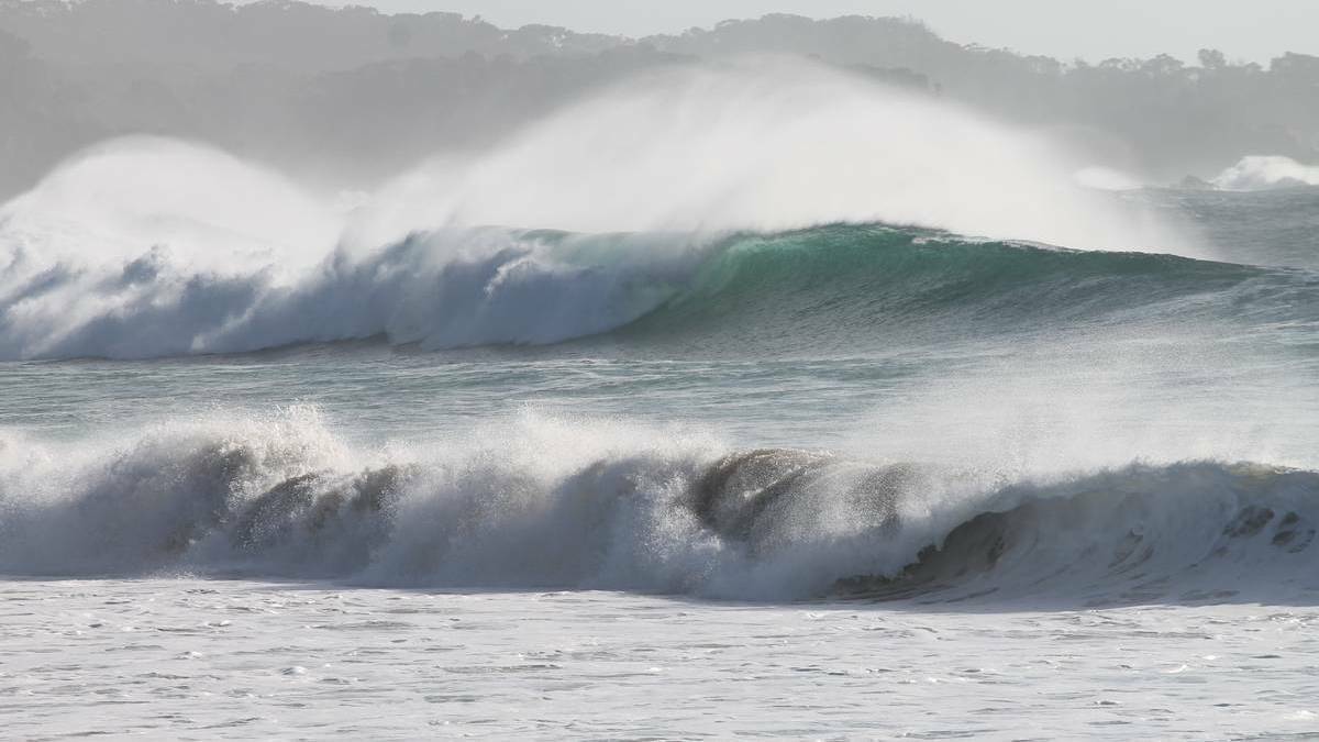 The hazardous surf warning extends through to midnight Wednesday. Picture: file photo.