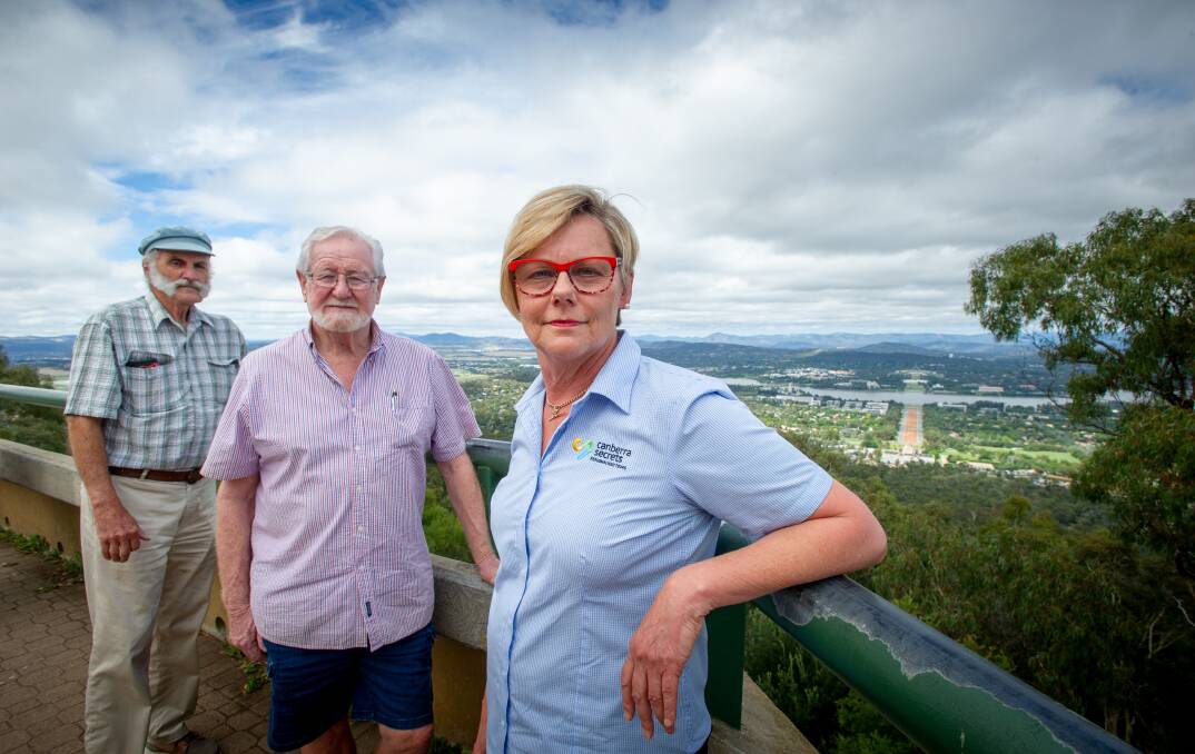 Marg Wade from Canberra Secrets Personalised Tours, Red Explorer loop bus John Williams and Lake Burley Griffin cruisers owner Jim Paterson, fear the end of JobKeeper wage subsidy will ruin the industry. Picture: Elesa Kurtz